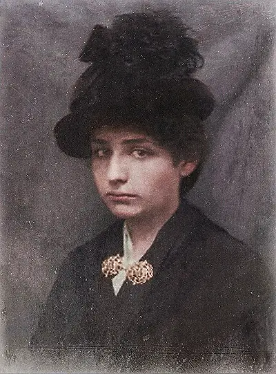 Camille Claudel Dressed Smartly